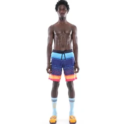 BOARD SHORTS IN LINES