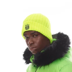 SHIMUCHAN LOGO KNIT HAT IN NEON YELLOW