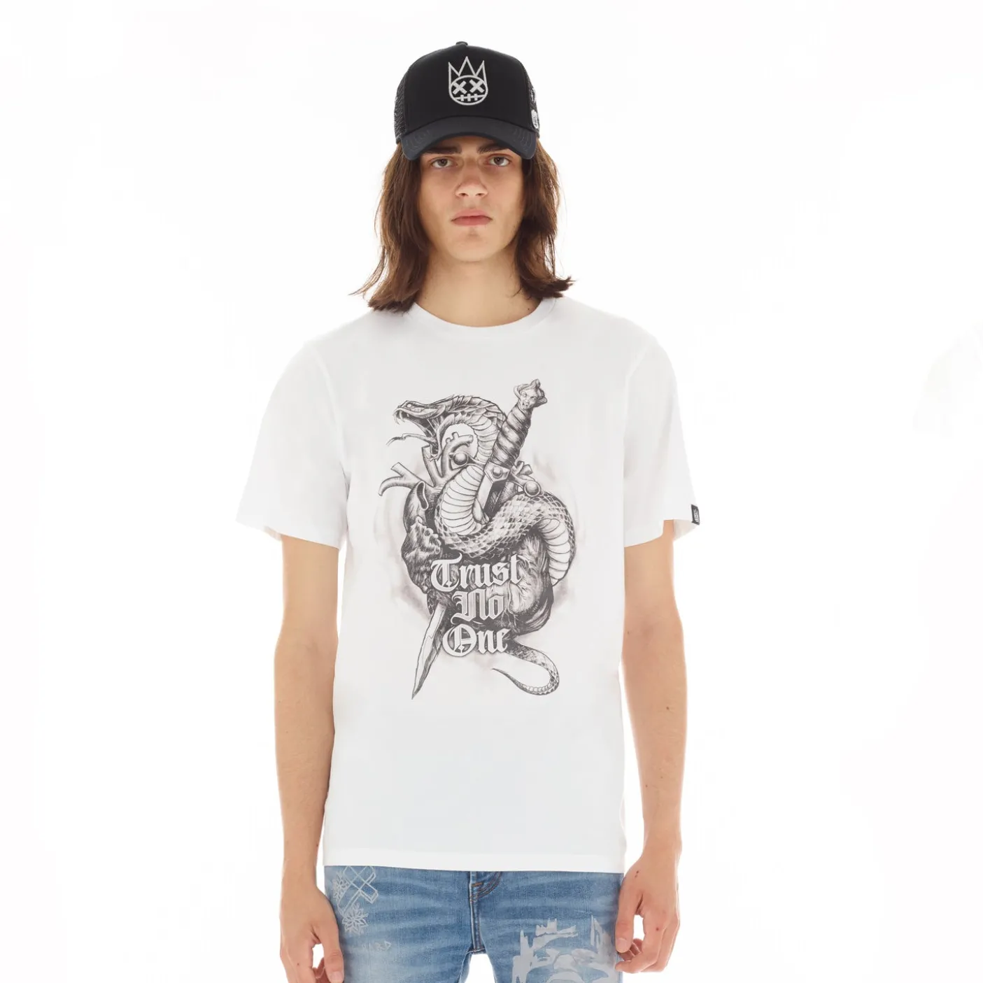 SHORT SLEEVE CREW NECK TEE "TRUST NO ONE" IN WHITE
